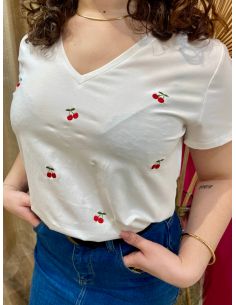 T SHIRT CERISE GRANDE TAILLE PM 2
