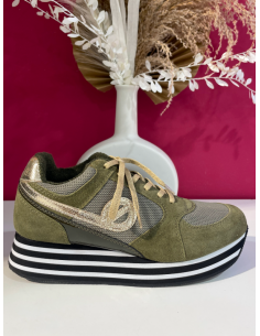 CHAUSSURES LILA NO NAME