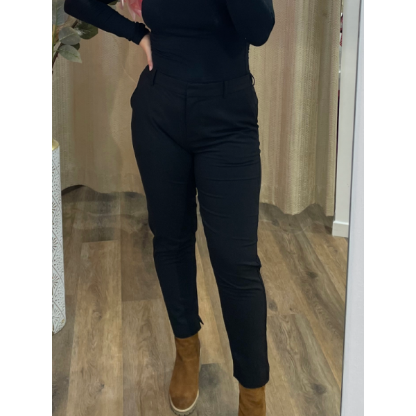 PANTALON DANTA B.YOUNG